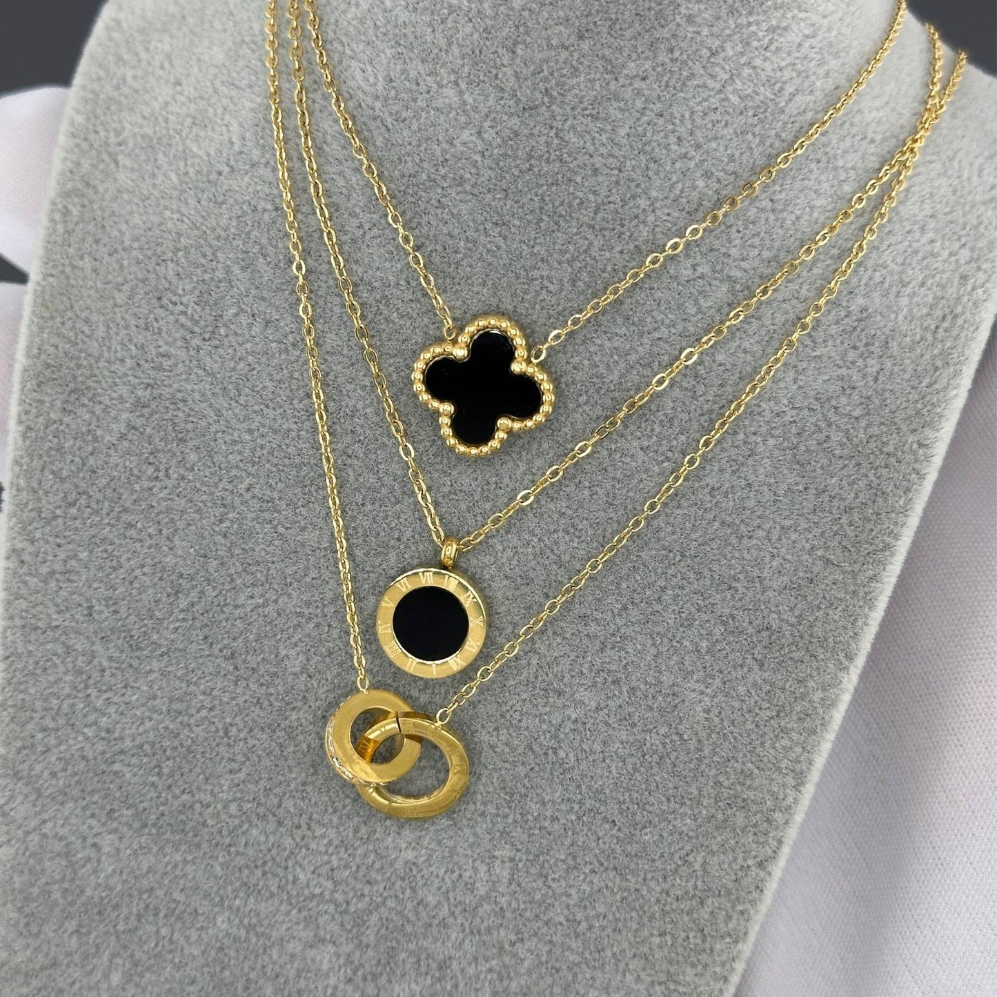 The Amour Necklace – Waterproof 18K Gold-Plated
